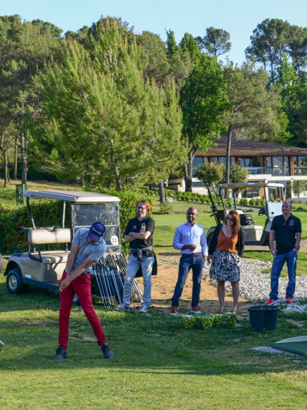 Découvrir le golf Golf Sainte Baume à Nans-les-Pins