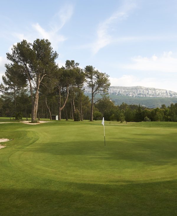 Golf Sainte Baume, parcours 18 trous à Nans Les Pins | Var  -Trou-6