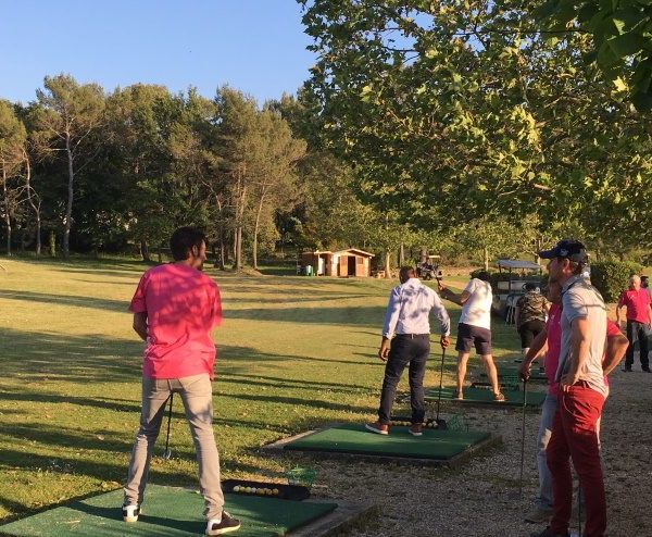 Débutez le golf au Golf Sainte Baume avec notre formule clé en main, Resonance Golf Collection